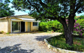 Stunning home in Villeneuve les Avignon with WiFi and 1 Bedrooms